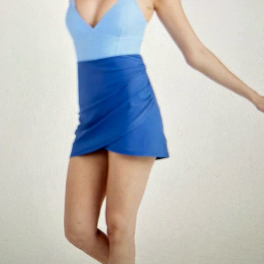 NWT Summersalt “The Ruched Swim Skirt” in Blue Mountain, Size Large